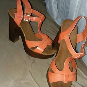 Boutique slight wedged heel